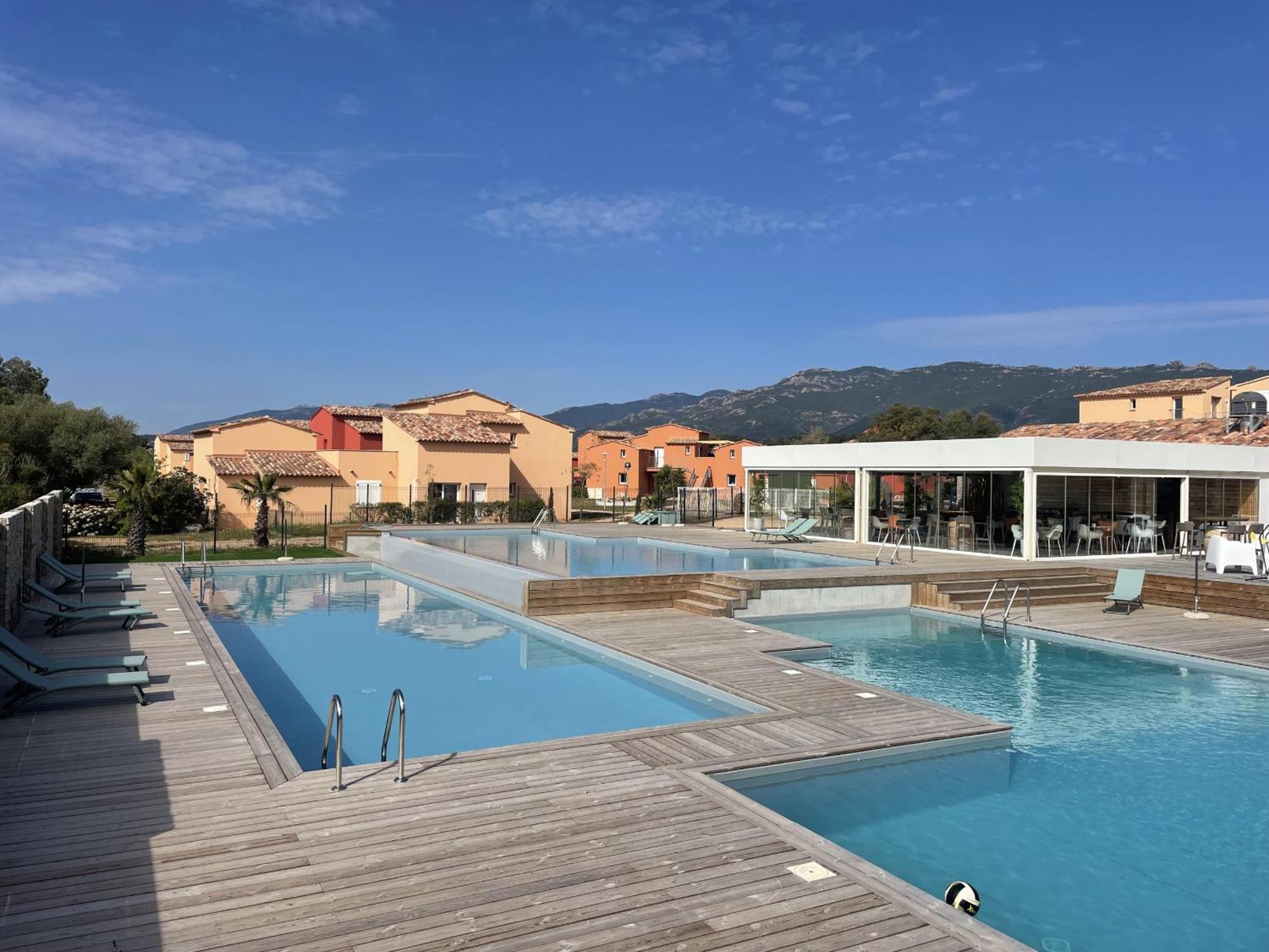 Residence Hoteliere Les Hameaux De Saint Cyprien 25 M2 Lecci Bagian luar foto