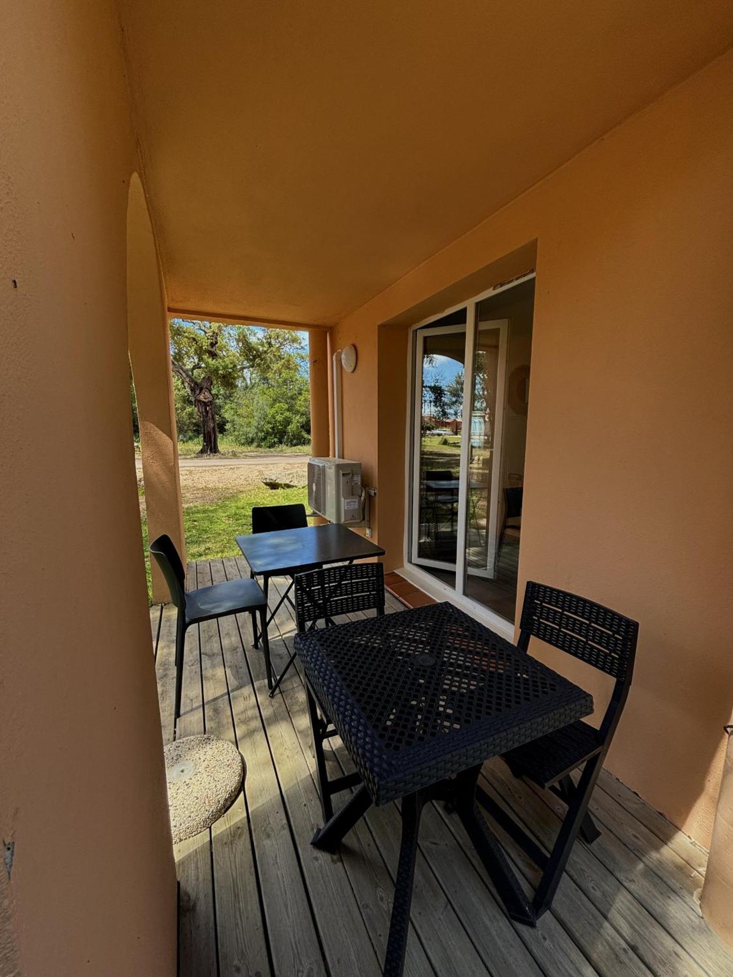 Residence Hoteliere Les Hameaux De Saint Cyprien 25 M2 Lecci Bagian luar foto