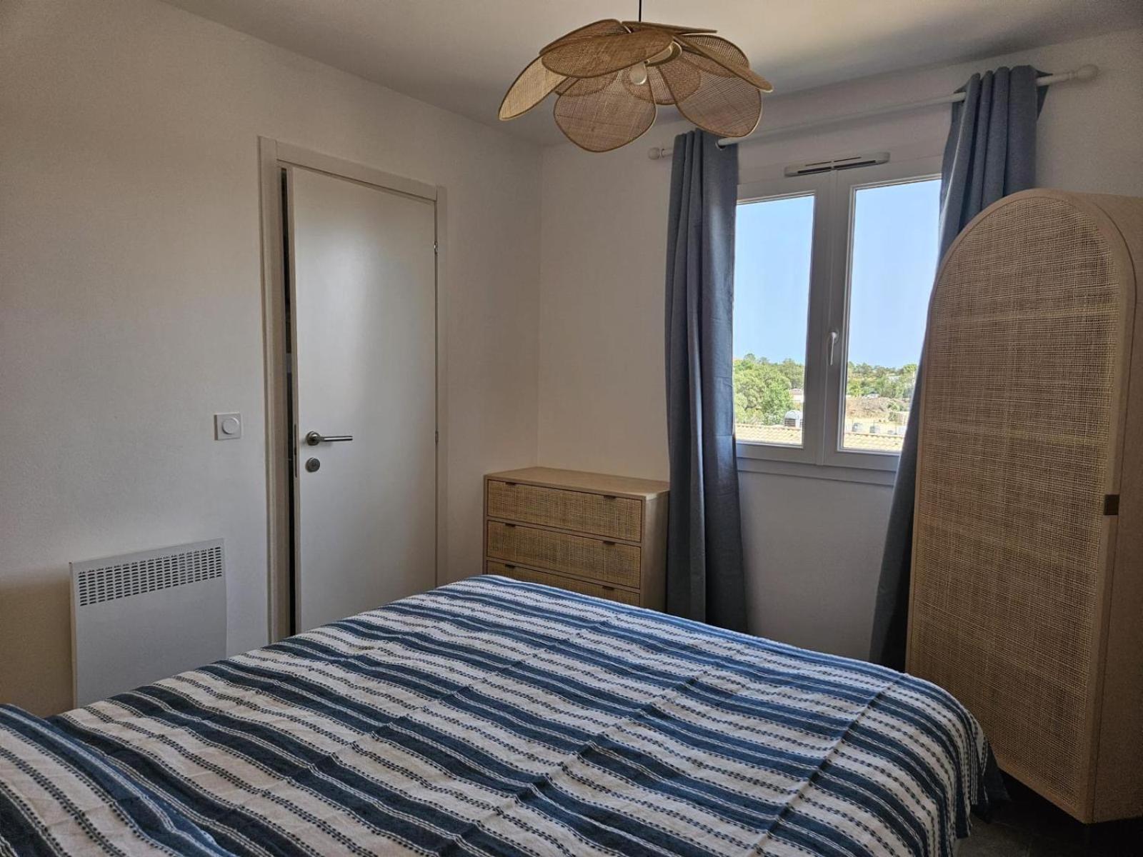 Residence Hoteliere Les Hameaux De Saint Cyprien 25 M2 Lecci Bagian luar foto